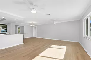 483 Sunnyside Dr, Venice, FL 34293 - Photo 4