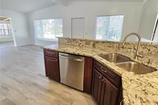 341 Bayshore Dr, Osprey, FL 34229 - Photo 18