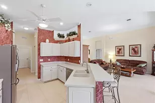 401 Marsh Creek Rd, Venice, FL 34292 - Photo 32