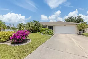 1878 Argonne Ct, North Port, FL 34288 - Photo 2