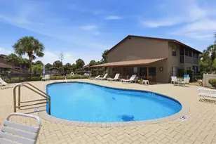 931 Capri Isles Blvd, Venice, FL 34292 - Photo 30