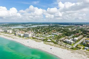 931 Capri Isles Blvd, Venice, FL 34292 - Photo 44