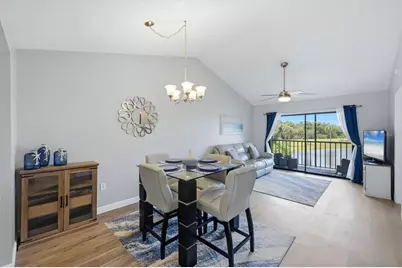 931 Capri Isles Boulevard #32, Venice, FL 34292 - Photo 8