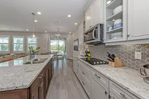 117 Daylily Blvd, Nokomis, FL 34275 - Photo 10
