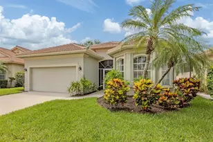 128 Amora Ave, Venice, FL 34285 - Photo 2