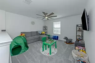 12215 Radiant Gem Trl, Parrish, FL 34219 - Photo 16