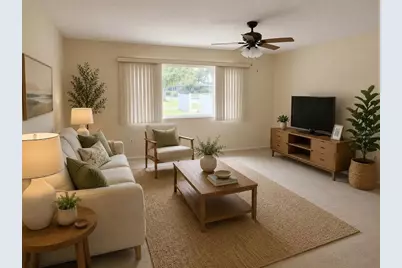 39 Strathmore Boulevard, Sarasota, FL 34233 - Photo 2