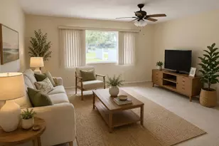 39 Strathmore Blvd, Sarasota, FL 34233 - Photo 2