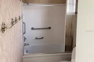 39 Strathmore Blvd, Sarasota, FL 34233 - Photo 6