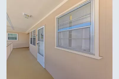537 Manatee Ct #204, Venice, FL 34285 - Photo 6