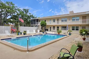 509 W Venice Ave, Venice, FL 34285 - Photo 2