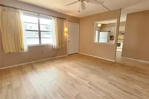 509 W Venice Ave, Venice, FL 34285 - Photo 8