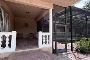 970 Brentwood Dr, Venice, FL 34292 - Photo 4