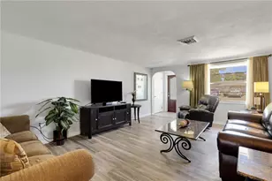 979 Kimball Rd, Venice, FL 34293 - Photo 4