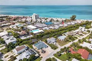 908 Villas Dr, Venice, FL 34285 - Photo 24