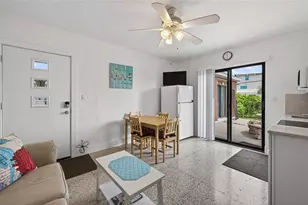 908 Villas Dr, Venice, FL 34285 - Photo 6