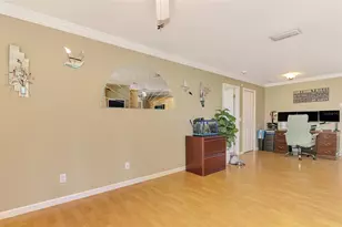 411 Nightingale Rd, Venice, FL 34293 - Photo 10