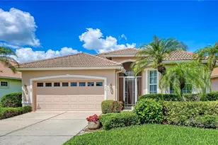 750 Back 9 Dr, Venice, FL 34285 - Photo 1