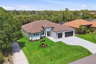 166 Medalist Rd, Rotonda West, FL 33947 - Photo 8