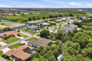 166 Medalist Rd, Rotonda West, FL 33947 - Photo 50