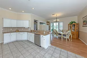 4322 Manfield Dr, Venice, FL 34293 - Photo 12