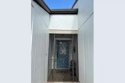 1211 Capri Isles Boulevard #122, Venice, FL 34292 - Photo 2