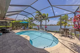 160 Maraviya Blvd, Nokomis, FL 34275 - Photo 1