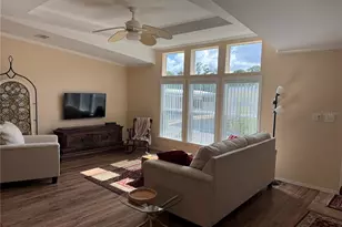 700 Dahlia Dr, Venice, FL 34293 - Photo 2