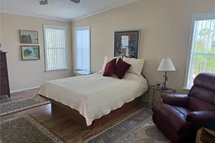 700 Dahlia Dr, Venice, FL 34293 - Photo 14