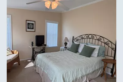 700 Dahlia Drive, Venice, FL 34293 - Photo 8