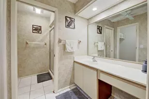 1211 Capri Isles Blvd, Venice, FL 34292 - Photo 12