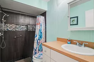 2320 Lake Shore Dr, Nokomis, FL 34275 - Photo 24