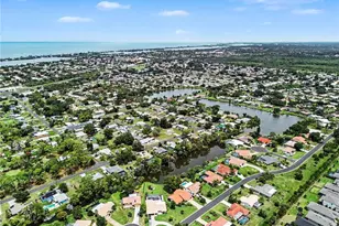 2320 Lake Shore Dr, Nokomis, FL 34275 - Photo 48