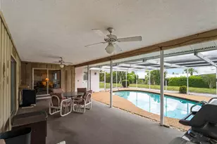 1619 E Cypress Point Dr, Venice, FL 34293 - Photo 46