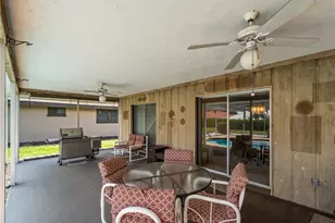 1619 E Cypress Point Dr, Venice, FL 34293 - Photo 44