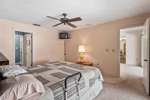 1619 E Cypress Point Dr, Venice, FL 34293 - Photo 16