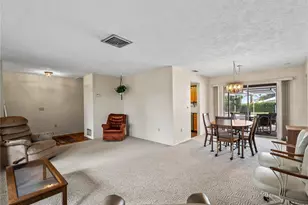 1619 E Cypress Point Dr, Venice, FL 34293 - Photo 10