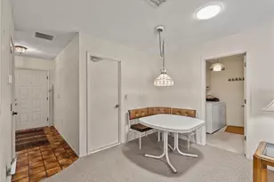 1619 E Cypress Point Dr, Venice, FL 34293 - Photo 38