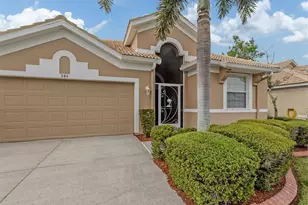 304 Langholm Dr, Venice, FL 34293 - Photo 2
