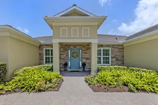 19751 Cobblestone Cir, Venice, FL 34292 - Photo 4