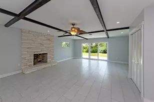 908 Villas Dr, Venice, FL 34285 - Photo 50
