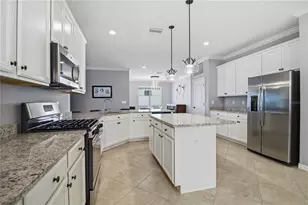 13422 Saw Palm Crk Trl, Lakewood Ranch, FL 34211 - Photo 10