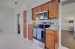 155 Grand Oak Cir, Venice, FL 34292 - Photo 12