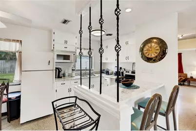 2830 Siesta Drive, Venice, FL 34293 - Photo 8