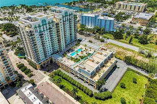 800 N Tamiami Trl, Sarasota, FL 34236 - Photo 10