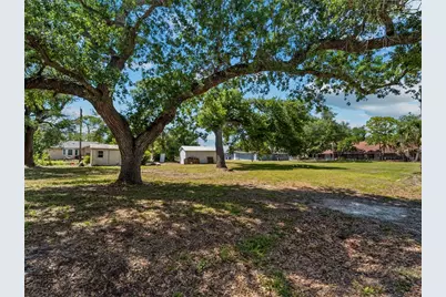 Dawn Drive, Venice, FL 34293 - Photo 2