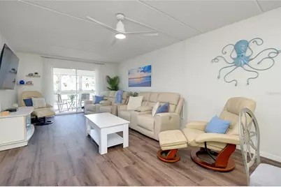 708 Tamiami Trail S #216, Venice, FL 34285 - Photo 4