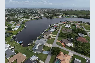 201 E Tarpon Blvd NW, Port Charlotte, FL 33952 - Photo 38