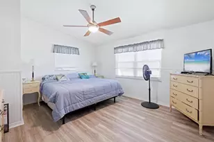 201 E Tarpon Blvd NW, Port Charlotte, FL 33952 - Photo 16