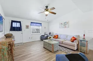 201 E Tarpon Blvd NW, Port Charlotte, FL 33952 - Photo 12